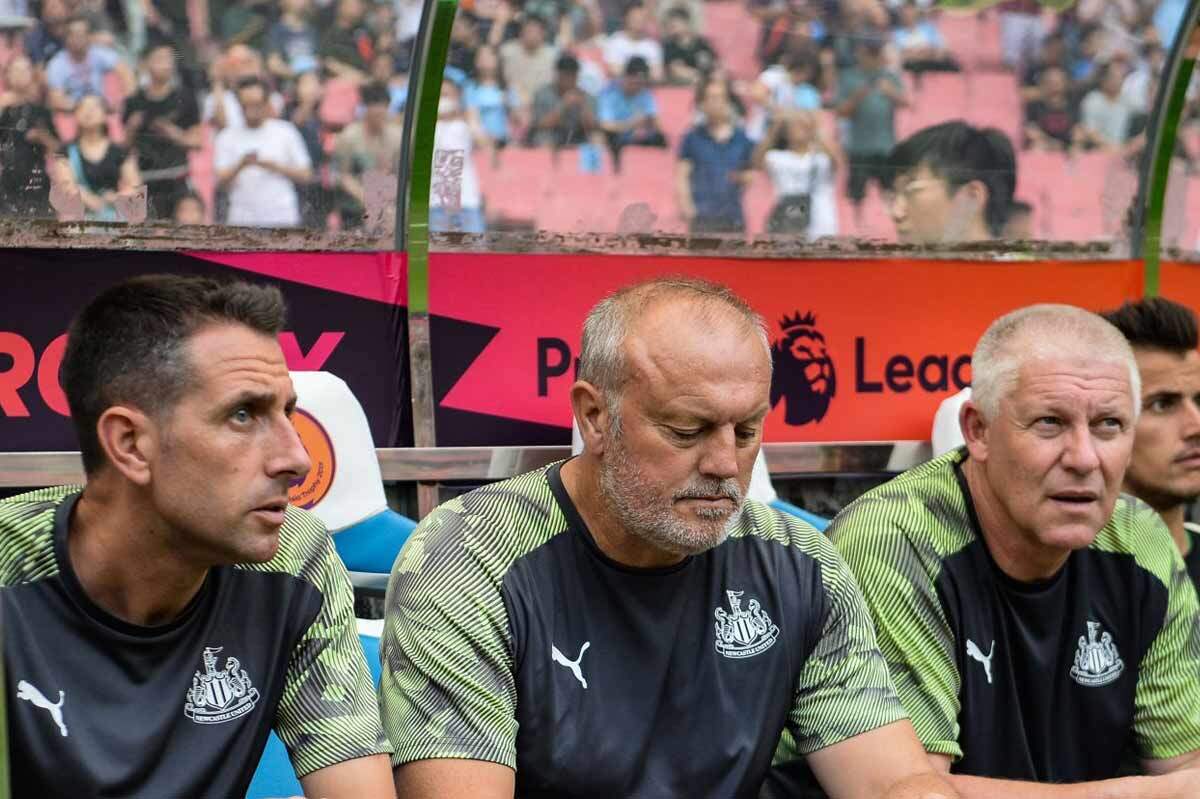 Goalkeeper trainer simon on the NUFC bench